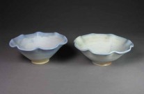 Blue porcelain fluted bowls.